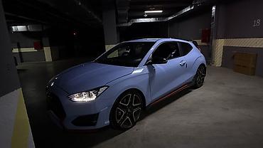 byd e2 2024: Hyundai Veloster: 2019 г., Бензин, Хэтчбэк — 3