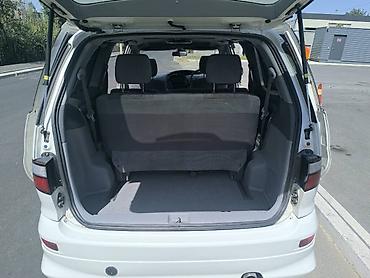 Toyota: Toyota Estima: 2001 г., Минивэн — 17
