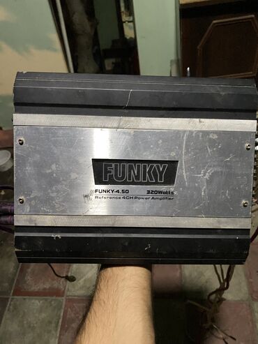 islenmis kvadrasikl: 320 volt funky firmasinin usinitili. İşlək vəziyyətdədir. Effektini