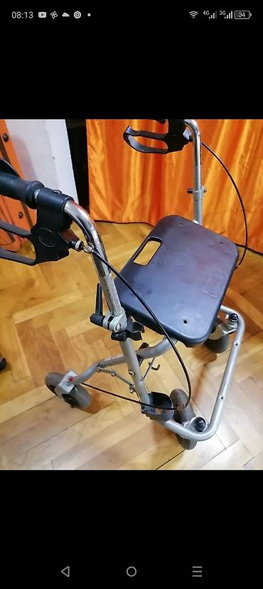 Hodalice, štake, štapovi za hodanje, kolica za hodanje: Stolica pokretna odlična

Mirjevo — 11