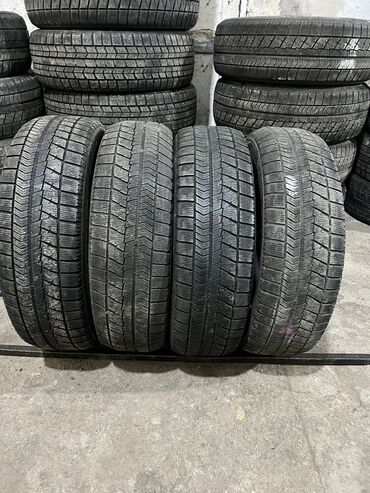 Шины: Шины 185 / 65 / R 15, Зима, Б/у, Комплект, Легковые, Япония, Bridgestone