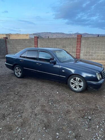 Mercedes-Benz: Mercedes-Benz : 1995 г., 3.2 л, Автомат, Бензин, Седан