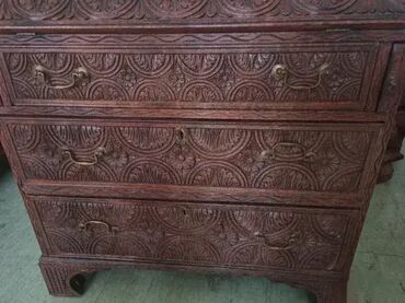 Stilski radni stolovi: Sekreter rucni rad duborez u odlicnom stanju. Visina105 cm Sirina83cm na lalafo.rs — 11 Stilski radni stolovi: Sekreter rucni rad duborez u odlicnom stanju. Visina105 cm Sirina83cm — 11