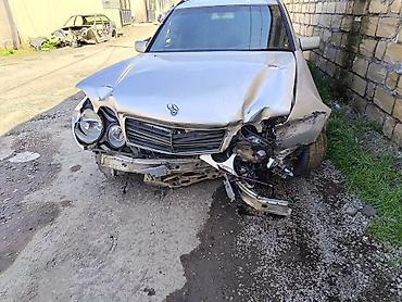 Mercedes-Benz: Mercedes-Benz E-Class: 2.4 l | 1998 il Universal — 2