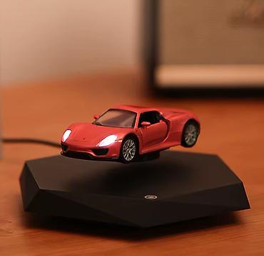 магниты: Левитирующая машинка Porsche, серый и красный Товар — 1