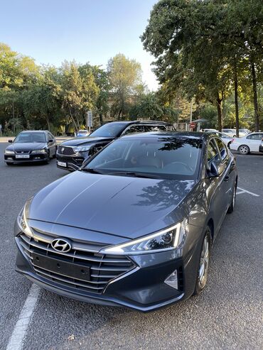 авто в рассрочку ист: Hyundai Avante: 2019 г., 1.6 л, Вариатор, Бензин, Седан