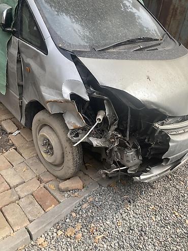 жако: Toyota Estima: 2001 г., 3 л, Автомат — 5