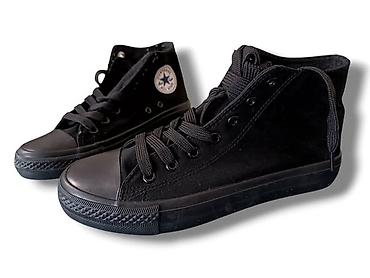 farke cm: Chuck Taylor All Star 
36 do 46

3000 — 1