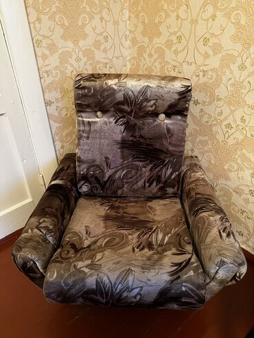 новый мебел: Диван-кровать, цвет - Серый, Б/у