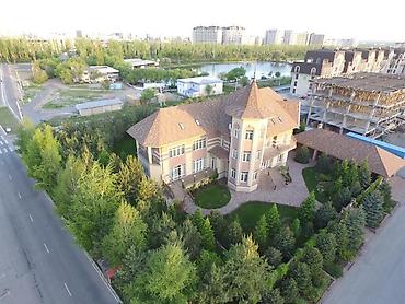 башня: Сдаётся особняк 1150 кв. м в первой линии у парка Ынтымақ. - — 6