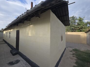 меняю квартиру на дом в бишкеке: Времянка, 50 кв. м, 3 бөлмө, Менчик ээси
