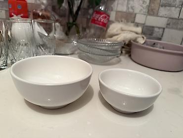 Наборы посуды: Продаю посуду(все вместе), в отличном состоянии Тарелки маленькие 17шт — 11