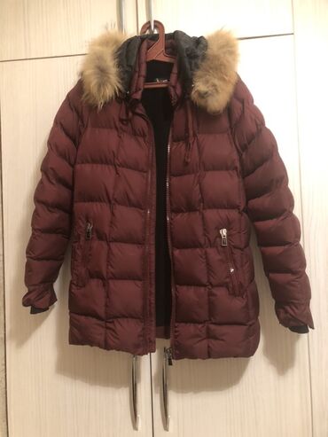 женские вязаные снуды: Qışlıq qadın/pərdəsiz şişmə gödəkçə - Rəng: bordo - Model: qutulu