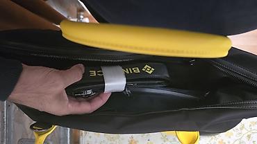 qara çanta: Binance brendli səyahət/duffel çantası - Rəng: qara gövdə, sarı — 3