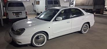 предлогайте варианты: Daewoo Nubira: 2000 г., 1.5 л, Механика, Бензин, Седан — 1