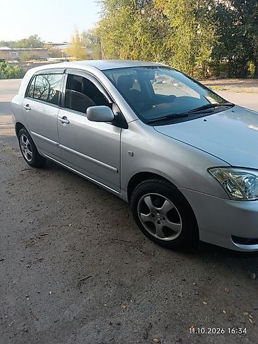 на corolla: Toyota Corolla: 2002 г., 1.6 л, Автомат, Бензин, Хэтчбэк — 4