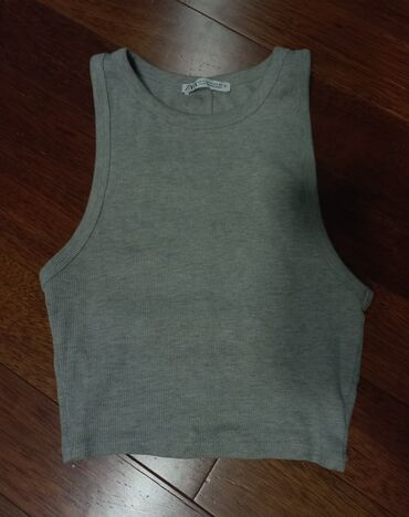 Аккумуляторы: Zara qadın crop top - Model: Ribli toxuma, qolsuz, yaxası dairəvi -