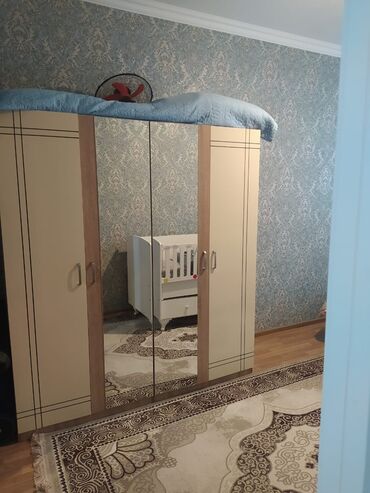 Uzunmüddətli kirayə mənzillər: Saray mtk binası 2 Otaq studio metbex Aile (senedlerı qaydasında olan — 8