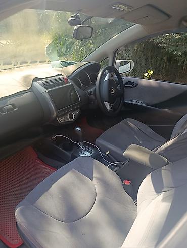 хонда истеп 1: Honda Fit: 2005 г., 1.5 л, Автомат, Хетчбек — 4