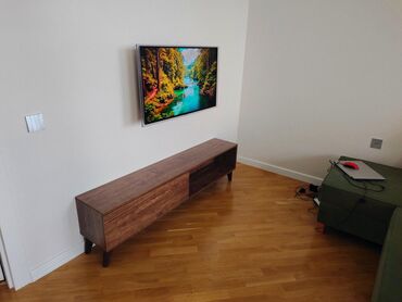 подставка под телевизор lg: Yeni, Düz TV altlığı