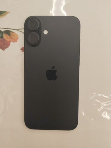 чехолы на айфон 11: IPhone 16 Plus, Колдонулган, 128 ГБ, Кара, Заряддоочу түзүлүш, Коргоочу айнек, Каптама, 100 %