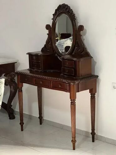 komode za kuhinju forma ideale: Toaletni sto / sminkernica Dobro stanje sirina 101 cm dubina 41.5 cm
