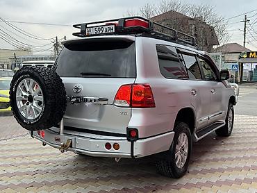 Toyota: Toyota Land Cruiser: 2012 г., 5.7 л, Типтроник, Бензин, Внедорожник — 4