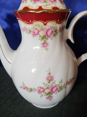 Čajnici: Bokal nov Winterling Roslau porcelan 70,80te. Bokal je na lalafo.rs — 2 Čajnici: Bokal nov Winterling Roslau porcelan 70,80te. Bokal je — 2