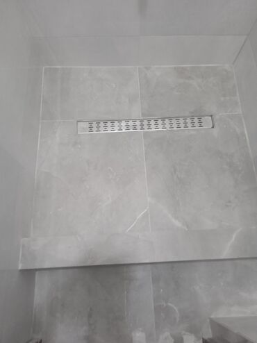 Другие стройуслуги: Услуги по укладке плитки для ванных комнат, кухонь и других помещений — 5