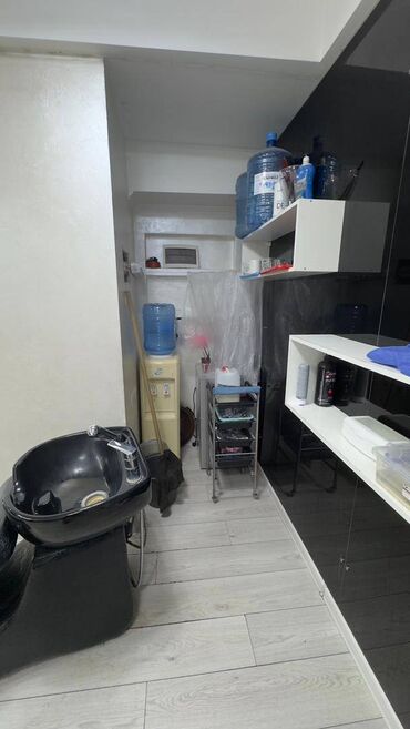 Салоны красоты: ЦЕНА: 85 000 $ КЫРГЫЗ НЕДВИЖИМОСТЬ Коммерческое помещение Готовый — 9