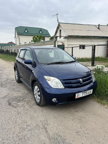 Toyota: Toyota ist: 2003 г., 1.3 л, Автомат, Бензин, Хэтчбэк
