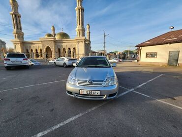 Toyota: Toyota Corolla: 2004 г., 1.4 л, Механика, Бензин, Седан