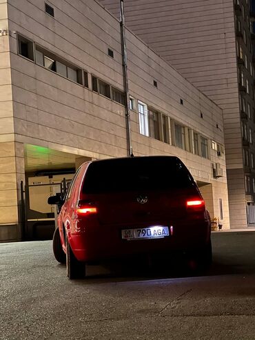 Volkswagen: Volkswagen Golf: 1999 г., 1.6 л, Механика, Бензин, Хэтчбэк — 2