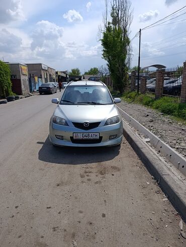 продам срочно машину: Mazda 2: 2003 г., 1.4 л, Механика, Бензин, Хетчбек