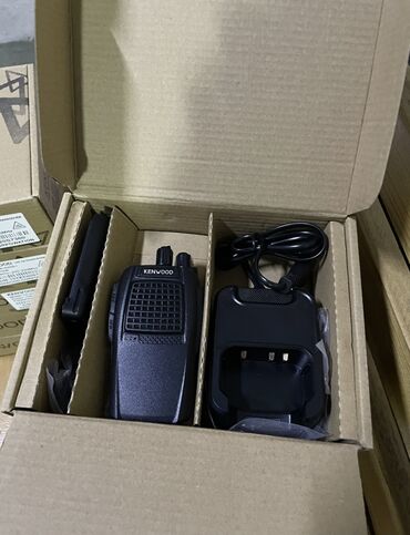 Рации и диктофоны: Продаю радиостанции фирмы Kenwood, модель: TK-520s plus 10w В наличии