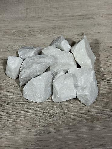 Мраморная крошка: Мраморная крошка, Белый, Ландшафтная, В тоннах — 13