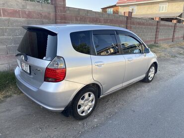 двухсотка машина: Toyota AA: 2002 г., 1.3 л, Автомат, Бензин, Седан