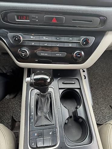 Kia: Kia Carnival: 2015 г., 2.2 л, Автомат, Дизель, Минивэн — 8