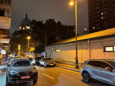 Köhnə tikili: Bakı, 3 otaqlı, Köhnə tikili, 120 kv. m — 2