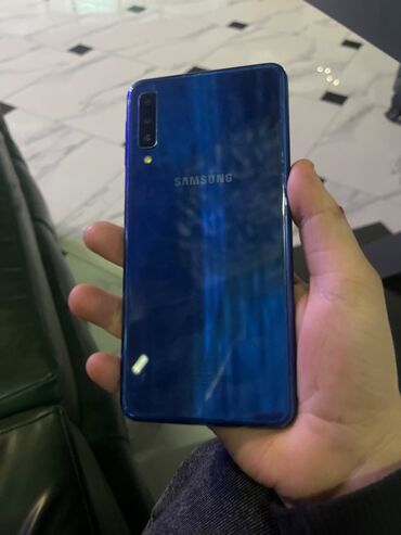 irşad telecom samsung a50: Samsung Galaxy A7 2018, 64 GB, rəng - Göy, Qırıq, İki sim kartlı