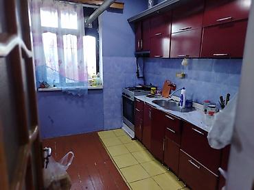 Həyət evləri və villaların satışı: 3 otaqlı, 140 kv. m, Orta təmir — 8