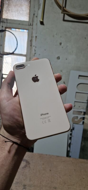 Apple iPhone: IPhone 8 Plus, 64 ГБ, Золотой, Отпечаток пальца, Беспроводная зарядка, Face ID