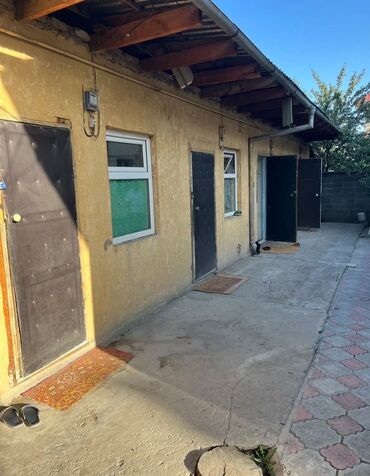 суточные квартиры рабочий городок: 10 м², С мебелью