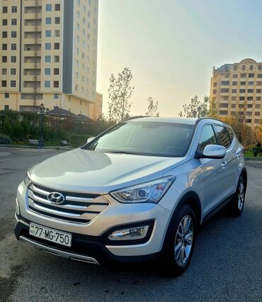 Hyundai: Hyundai Santa Fe (DM) krossover Xüsusiyyətlər: - Korpus rəngi: gümüşü — 2