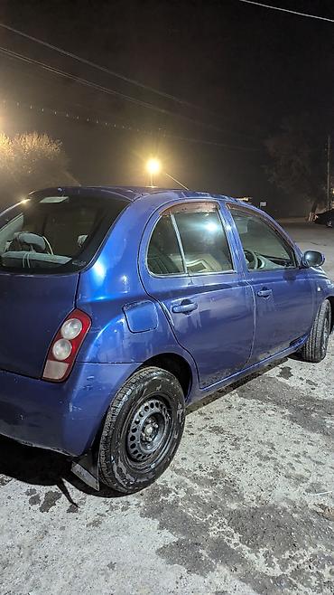 с4 2: Nissan March: 2002 г., Бензин — 1