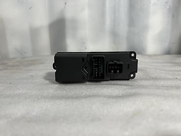 оператор авс: Блок управления стеклоподъёмниками (передняя левая дверь) Мазда - — 1