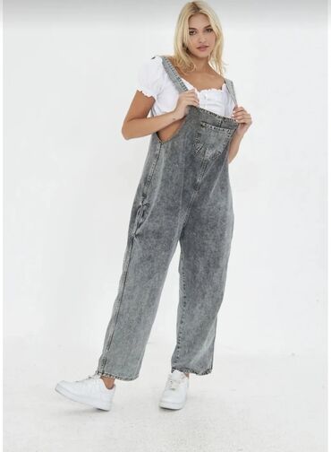 qaqa şalvarı: Kombinezon satilir,Türkiyənindir, Oversize 42 razmer,Cins leopar