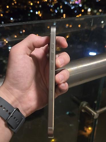 iphone 10plus: IPhone 16 Pro Max, Б/у, 256 ГБ, Natural Titanium, Зарядное устройство, Кабель, Чехол, 90 % — 6