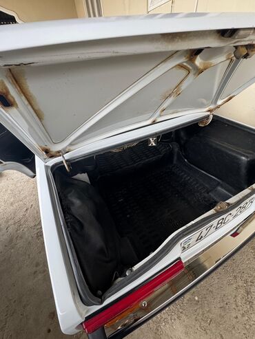 VAZ (LADA): VAZ 2107 sedan – klassik dizayn və sadə mexanika sevənlər üçün — 16