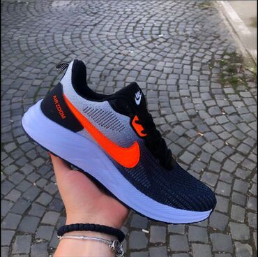 720 nike: Trainers, size - 46